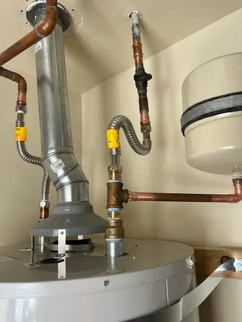 Water heater installation and plumbing repair in Downtown Nashua